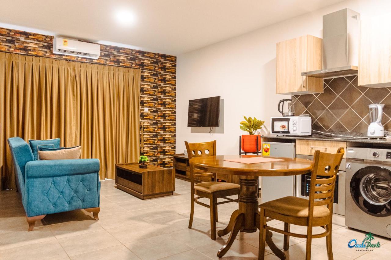 Oasis Park Residence อีสต์เลกอน ภายนอก รูปภาพ