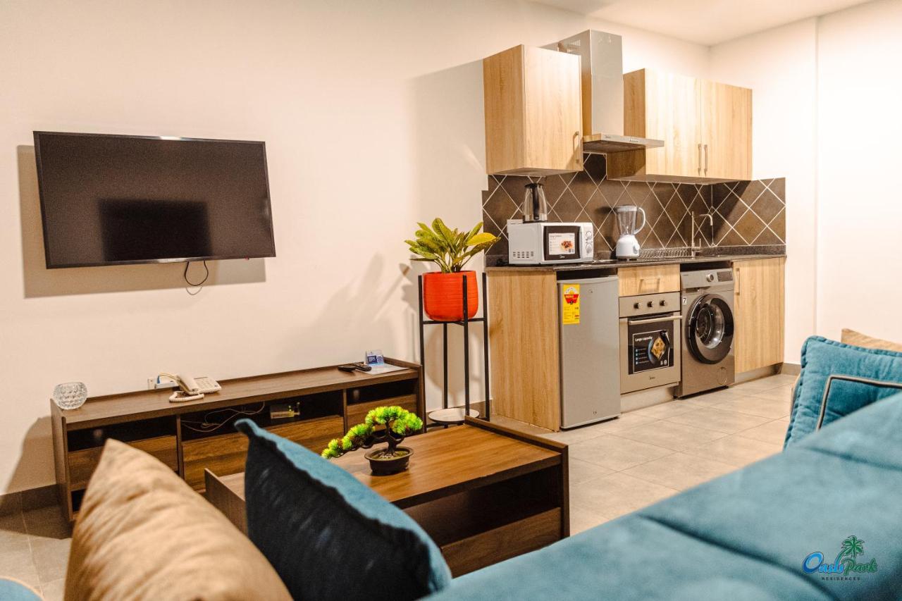 Oasis Park Residence อีสต์เลกอน ภายนอก รูปภาพ